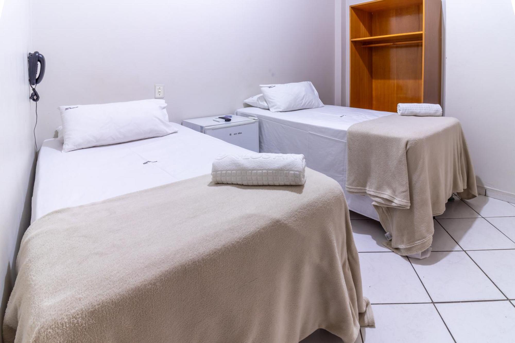 Hotel Los Angeles Κουιαμπά Εξωτερικό φωτογραφία